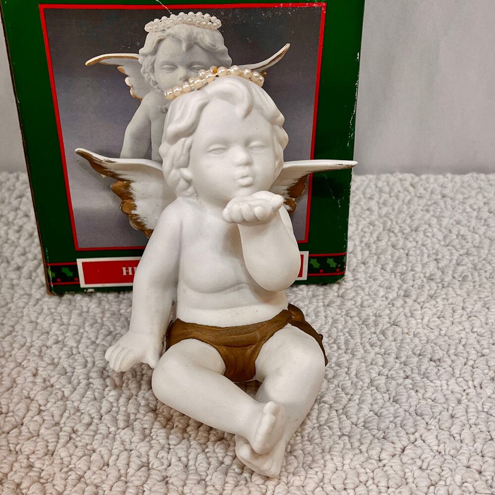 Heavenly Cherub Ceramic Shelf Sitter House of Lloyd Christmas Around the World